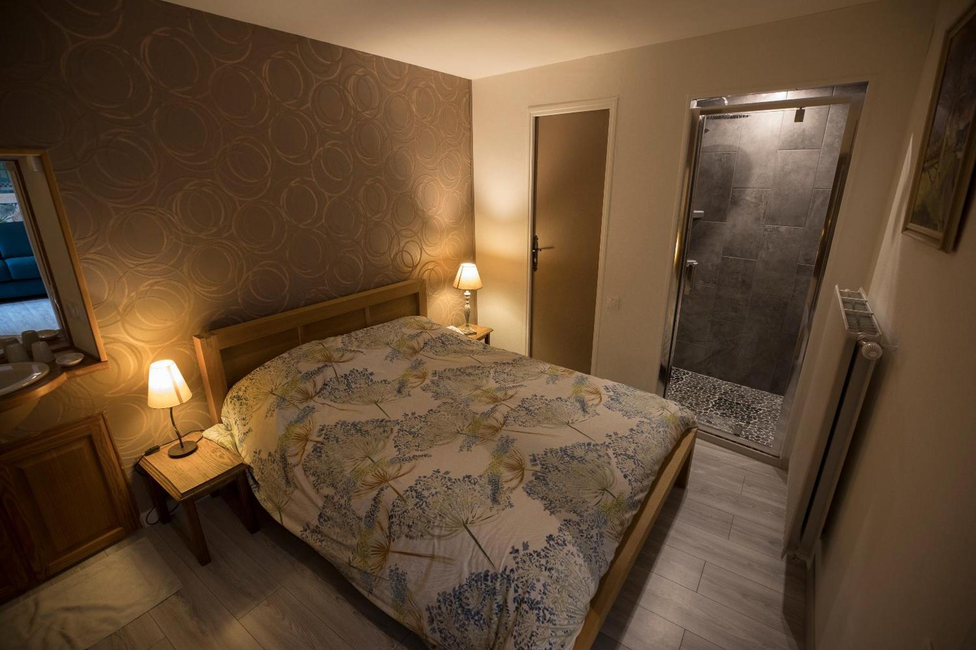 Agreable Logement Independant Avec Veranda 维也纳 外观 照片